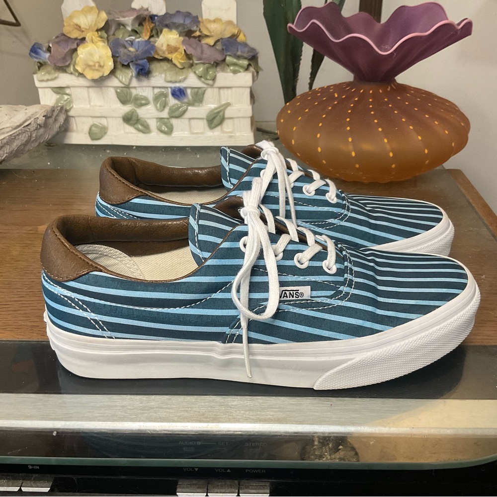 VANS WOMENS ERA 59 BLUE STRIPED SNEAKERS SZ 7 - Picture 2 of 7